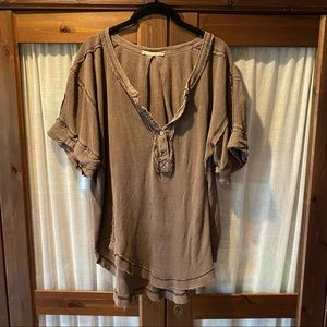 Free people button T-shirt